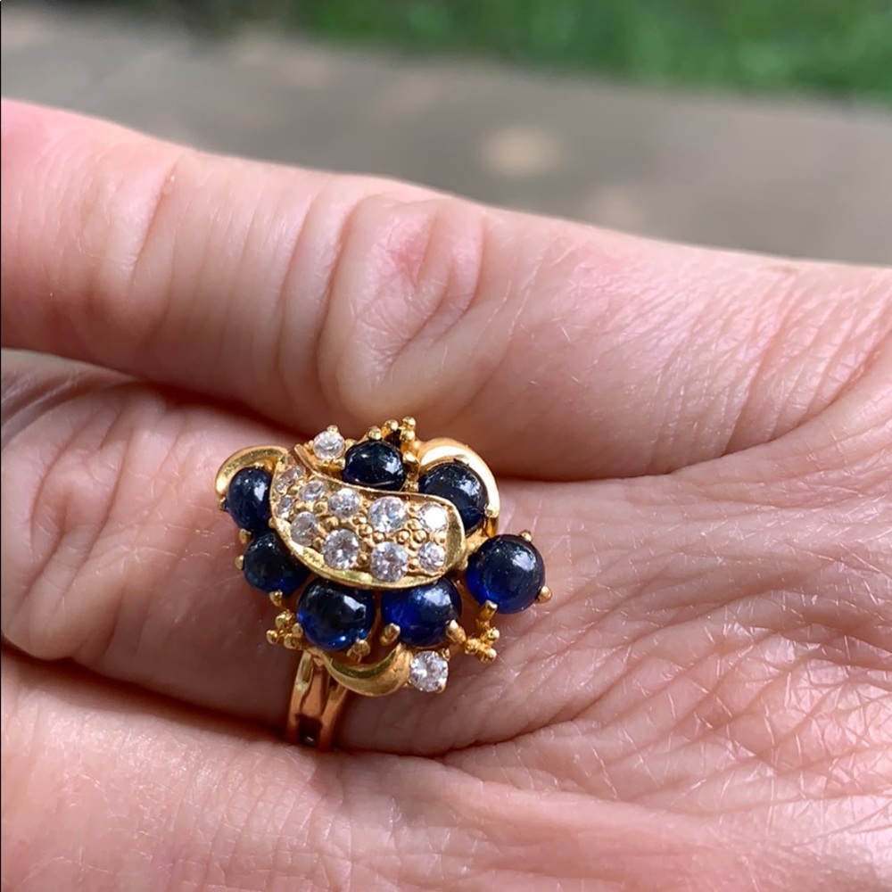 Solid 22 k Gold Blue Sapphire Cabochon Quartz Ring - Picture 4 of 16